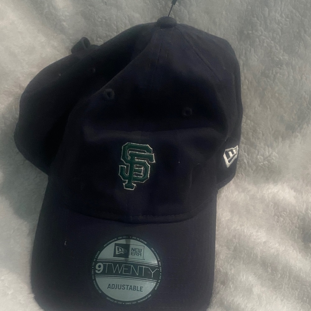 ⚾️New Era Navy Blue San Francisco Giants Adjustable 9TWENTY Hat with Green Logo
